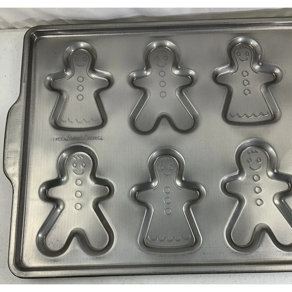 EKCO Baker's Secret Gingerbread Man Woman Cookie Pan NonStick Baking Mold